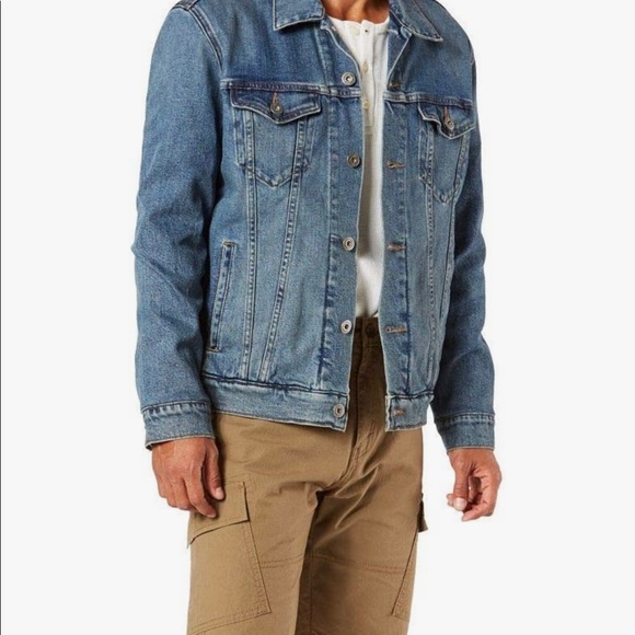 Levi’s STANDARD TRUCKER Denim Jean Jacket